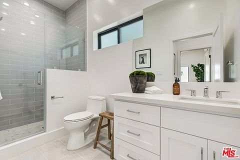 Tiny photo for 3364 Garden Avenue, Los Angeles, CA 90039 (MLS # 25586609)