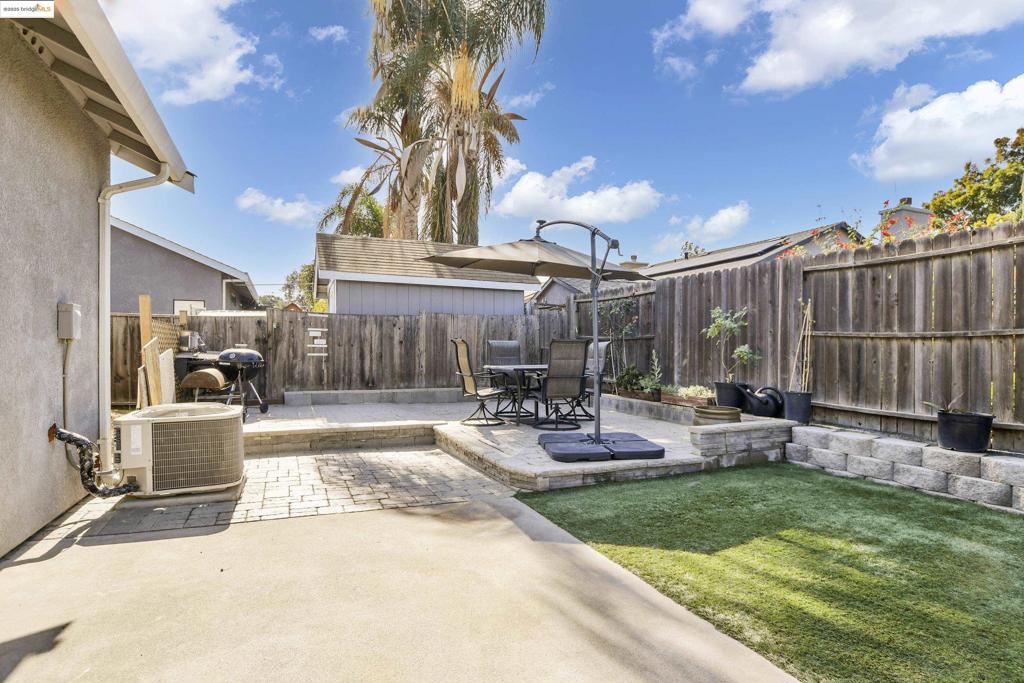 OAKLEY - Residential