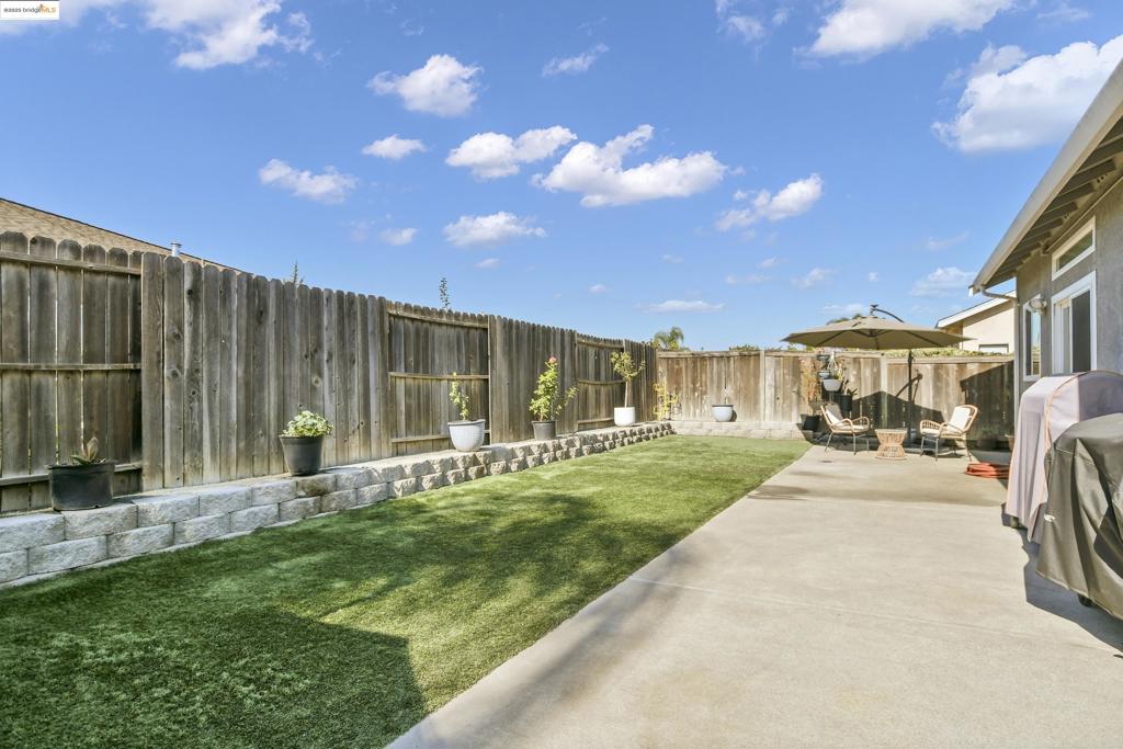 OAKLEY - Residential