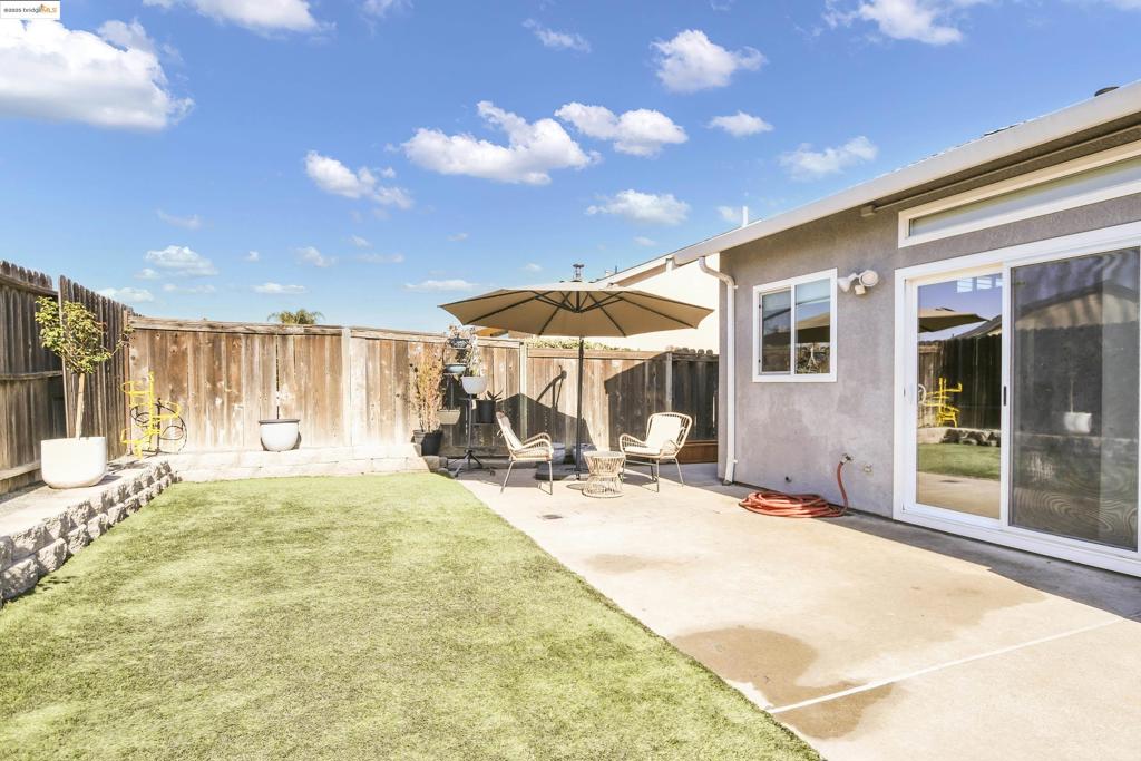 OAKLEY - Residential