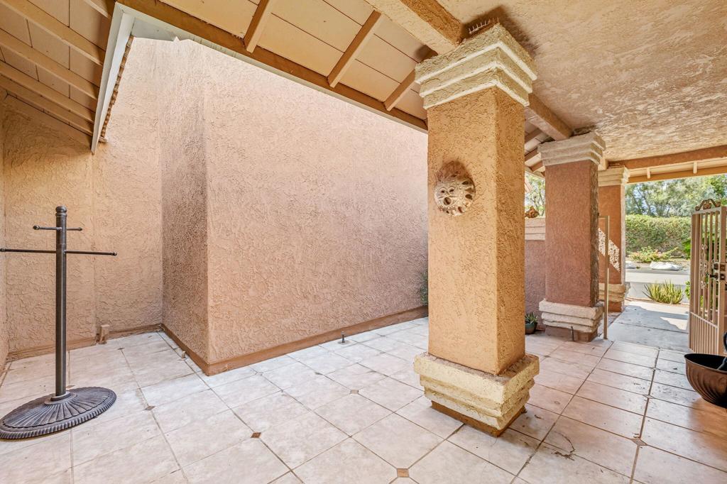 Oasis Country Club - Residential Lease