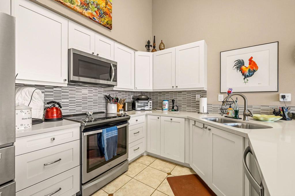 Oasis Country Club - Residential Lease