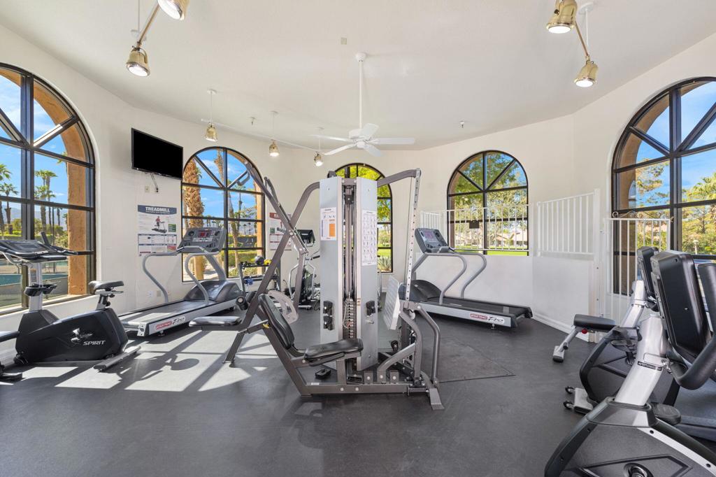 Oasis Country Club - Residential Lease