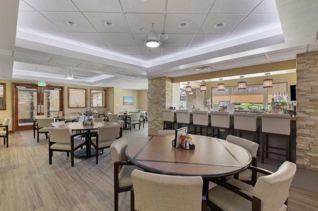 Oasis Country Club - Residential Lease