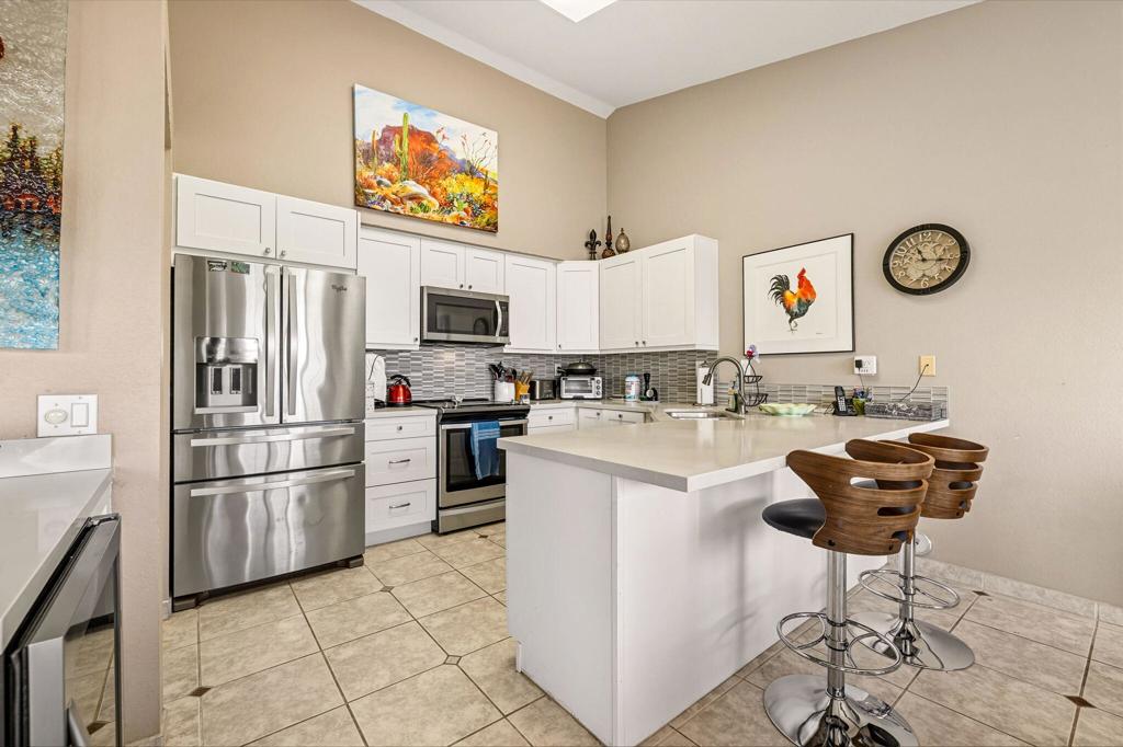 Oasis Country Club - Residential Lease