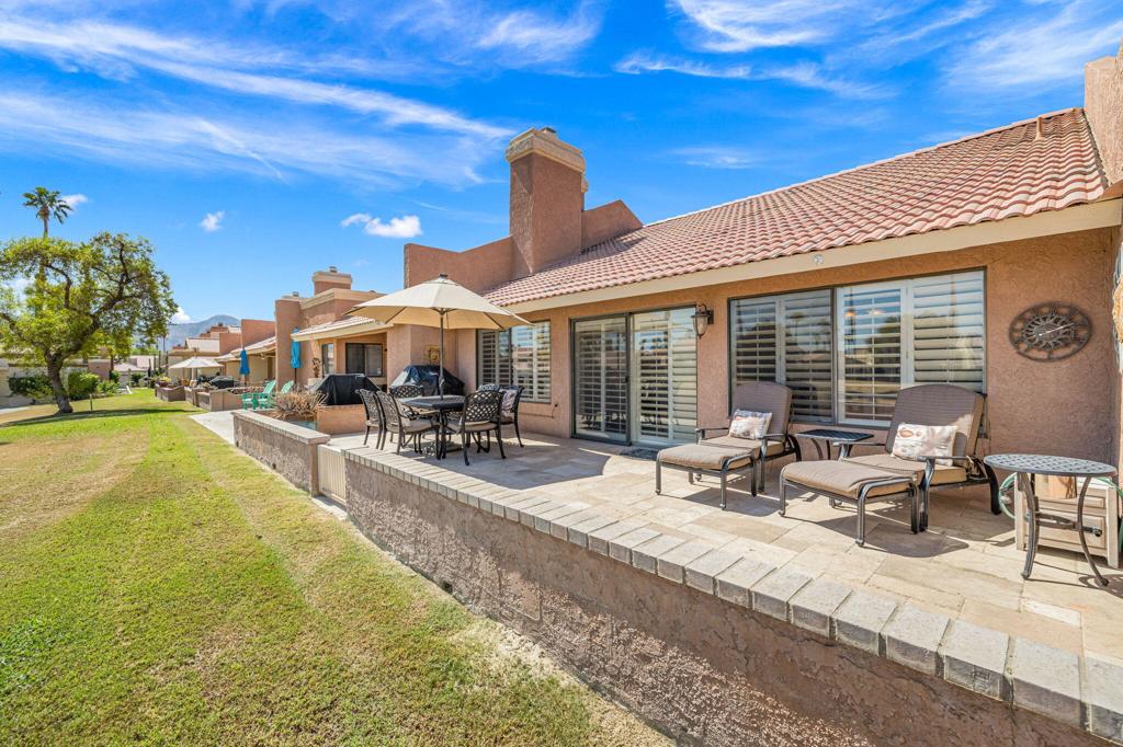 Oasis Country Club - Residential Lease