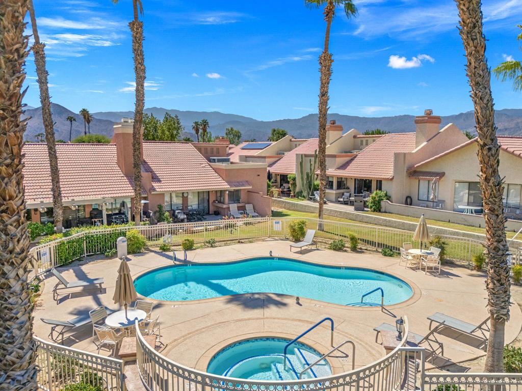 Oasis Country Club - Residential Lease