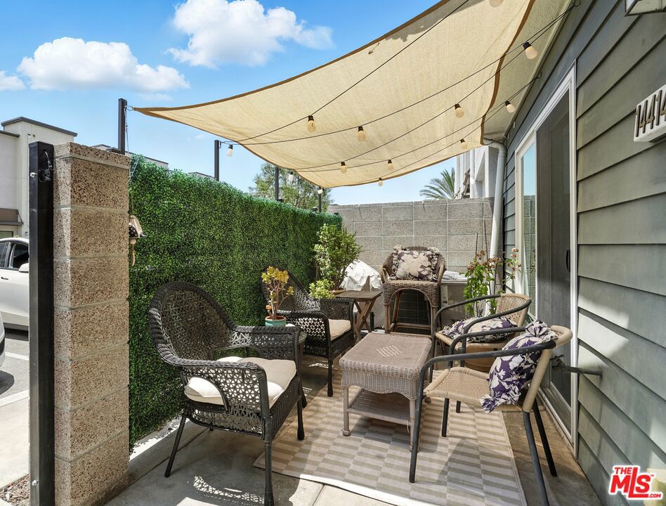 14414 Strawberry Lane 6