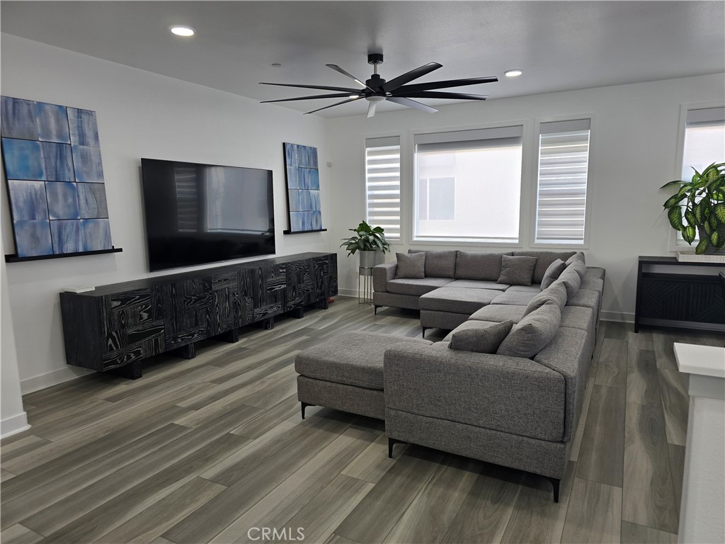 1651 W Lincoln Avenue 105