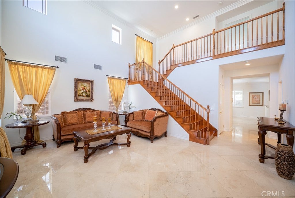 12327 Royal Oaks Drive