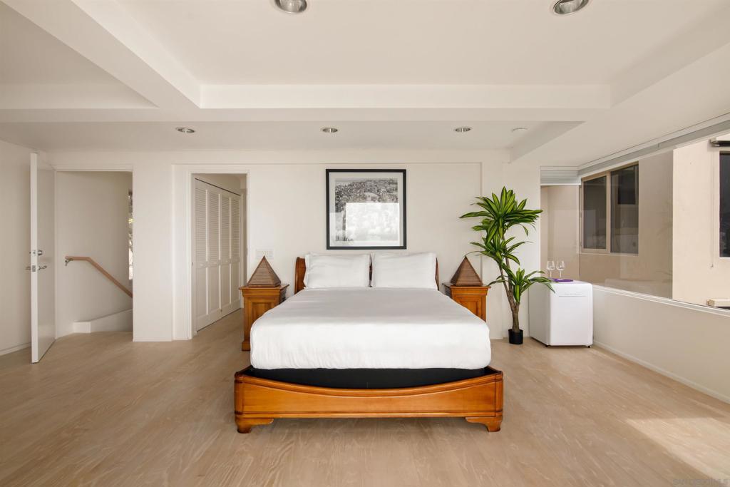 La Jolla - Residential Lease