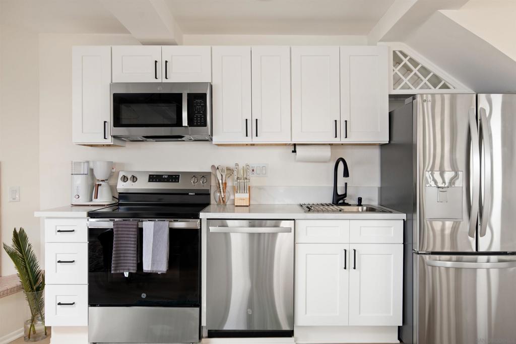 La Jolla - Residential Lease
