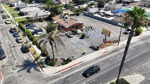 2201 E Alondra Compton CA 90221