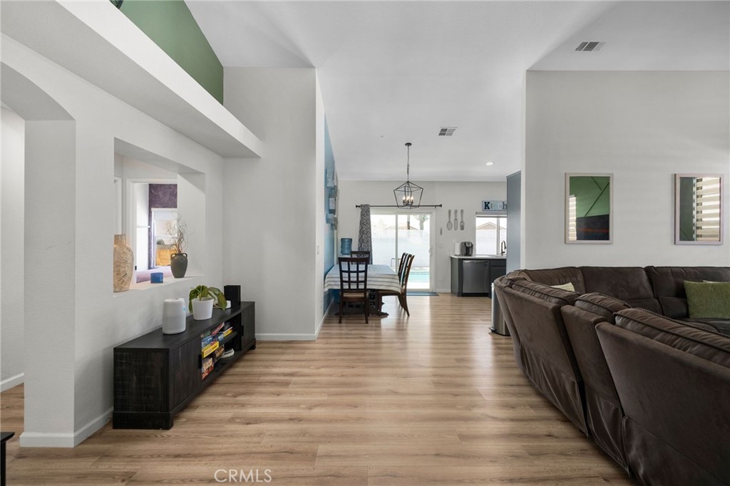 13797 Mesquite Drive