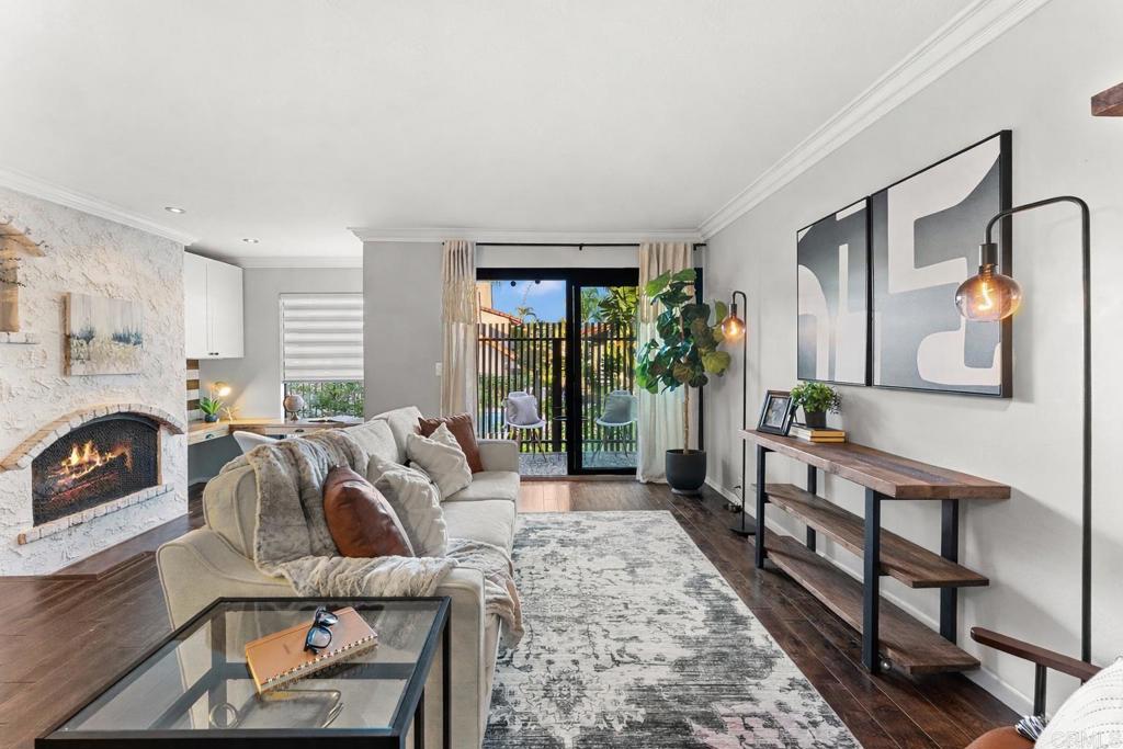 1915 Estrella De Mar Court A