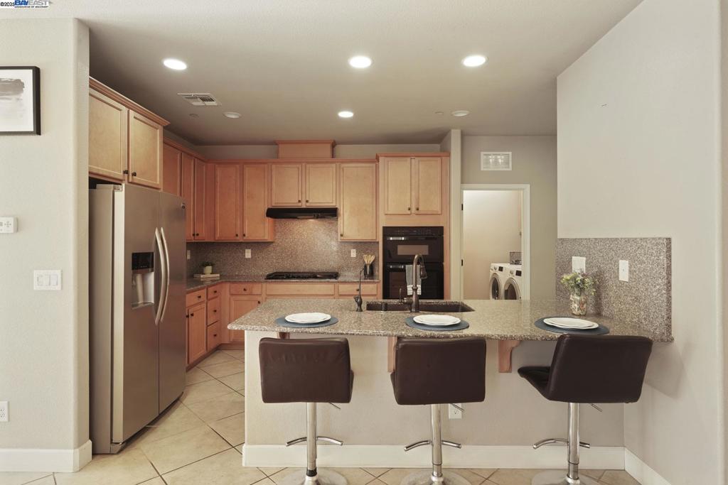 WOODBRIDGE - Residential