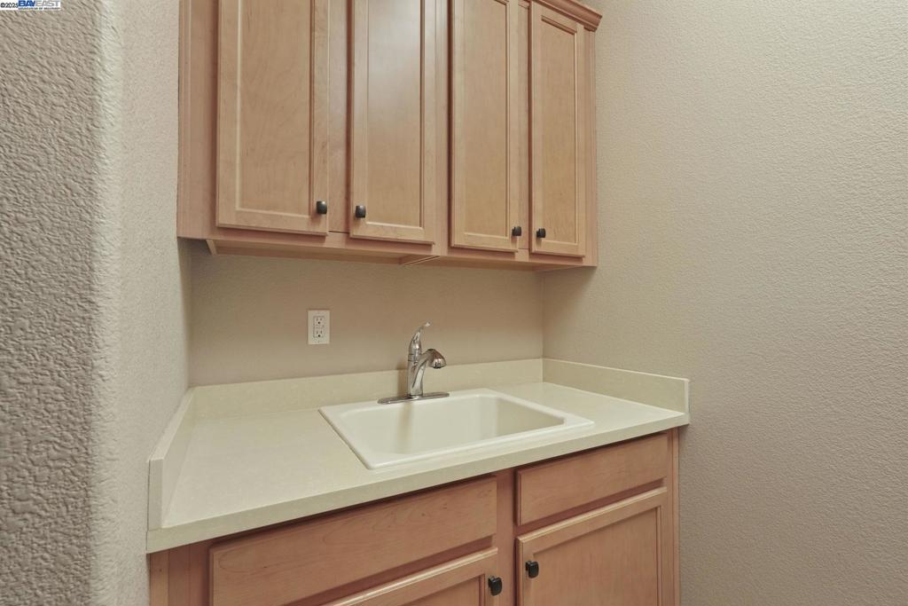 WOODBRIDGE - Residential