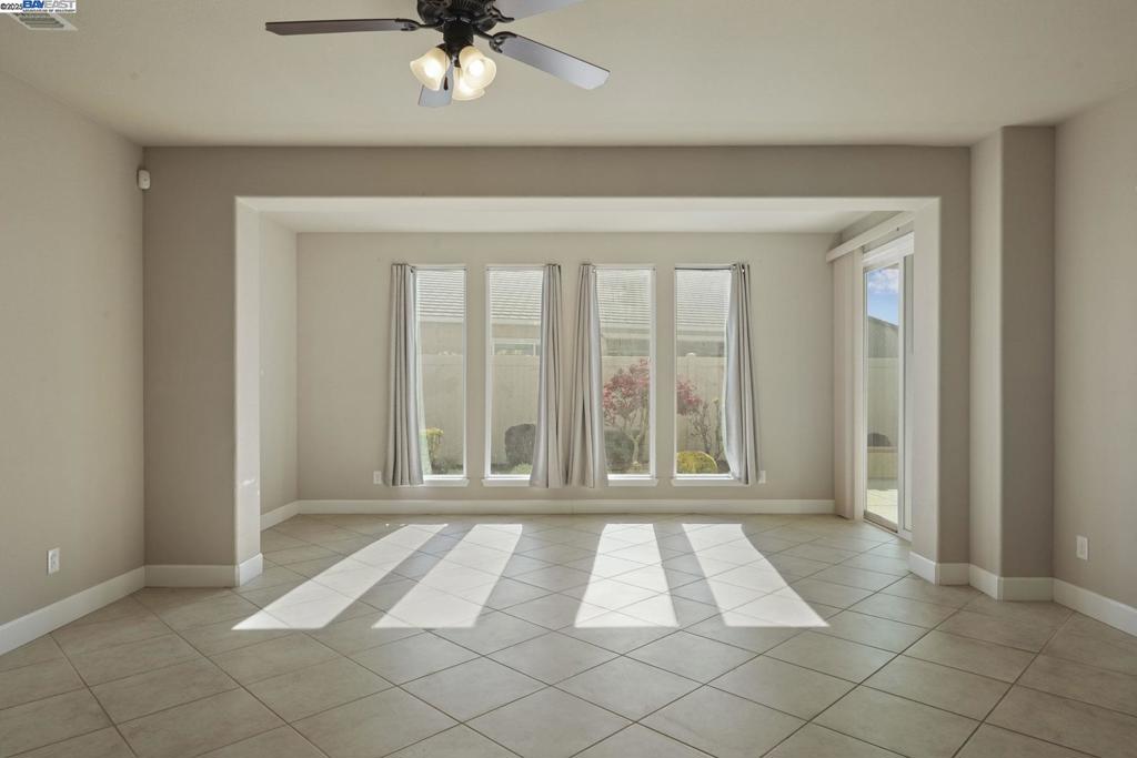 WOODBRIDGE - Residential