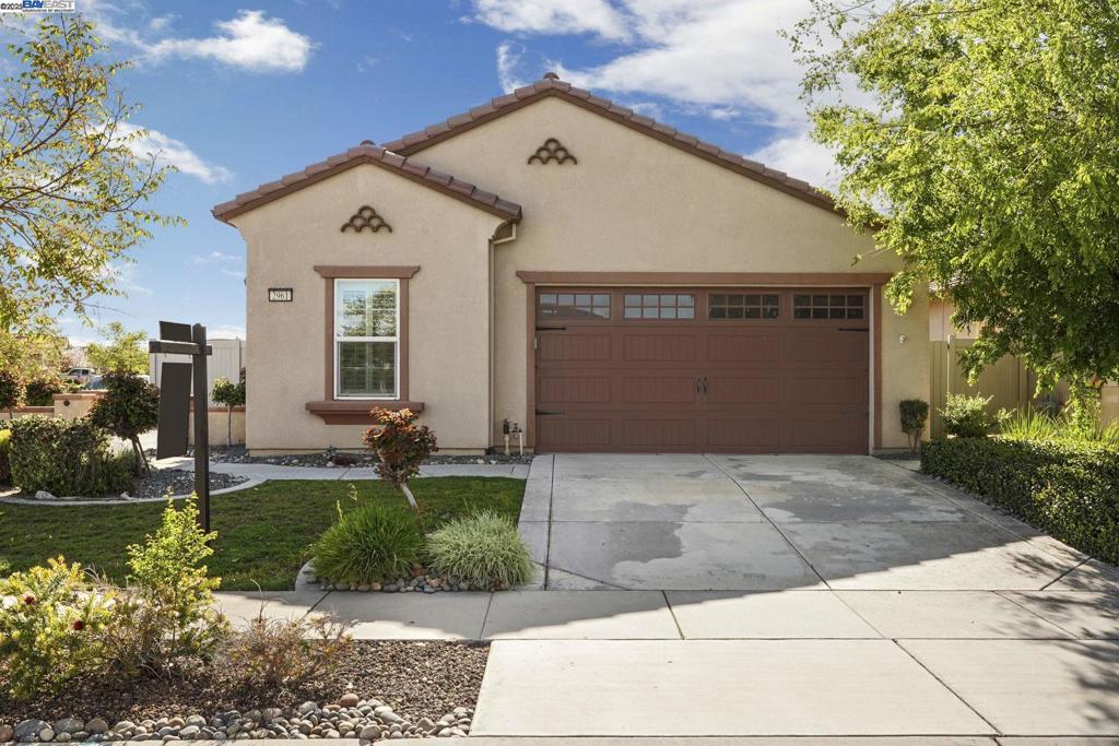 WOODBRIDGE - Residential