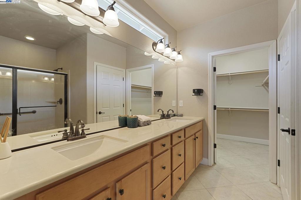 WOODBRIDGE - Residential