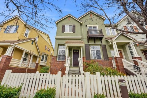 Photo of 48962 48962 Woodgrove Cmn Cmn, Fremont, CA 94539 (MLS # 41124348)