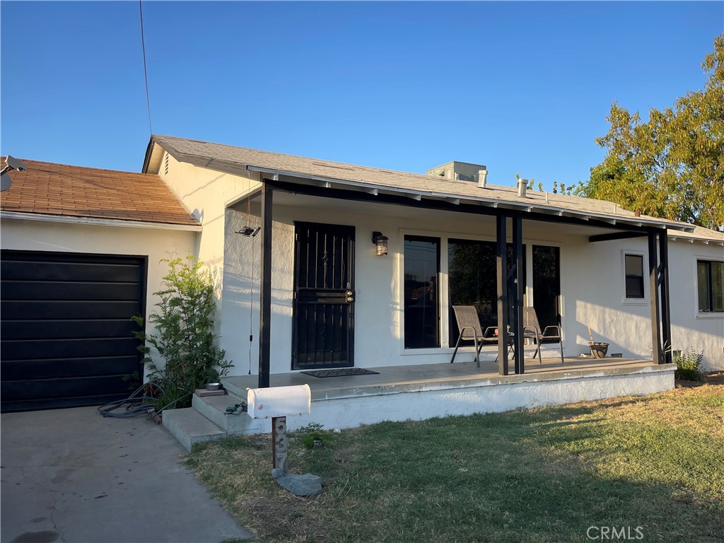 537 Drakeley Avenue