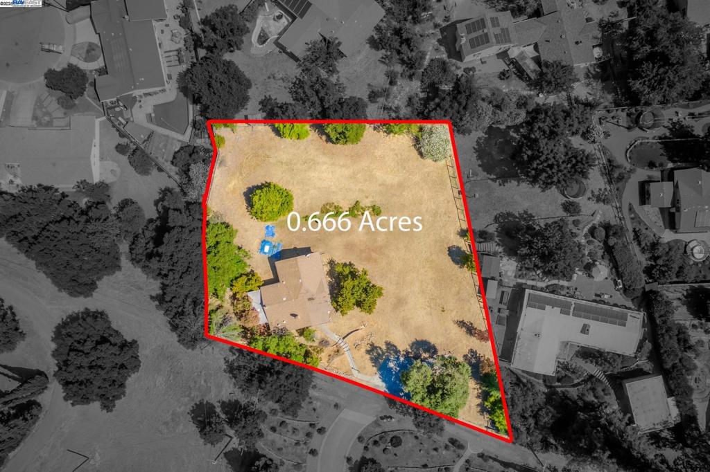 Properties 4 419 Las Lomas Way