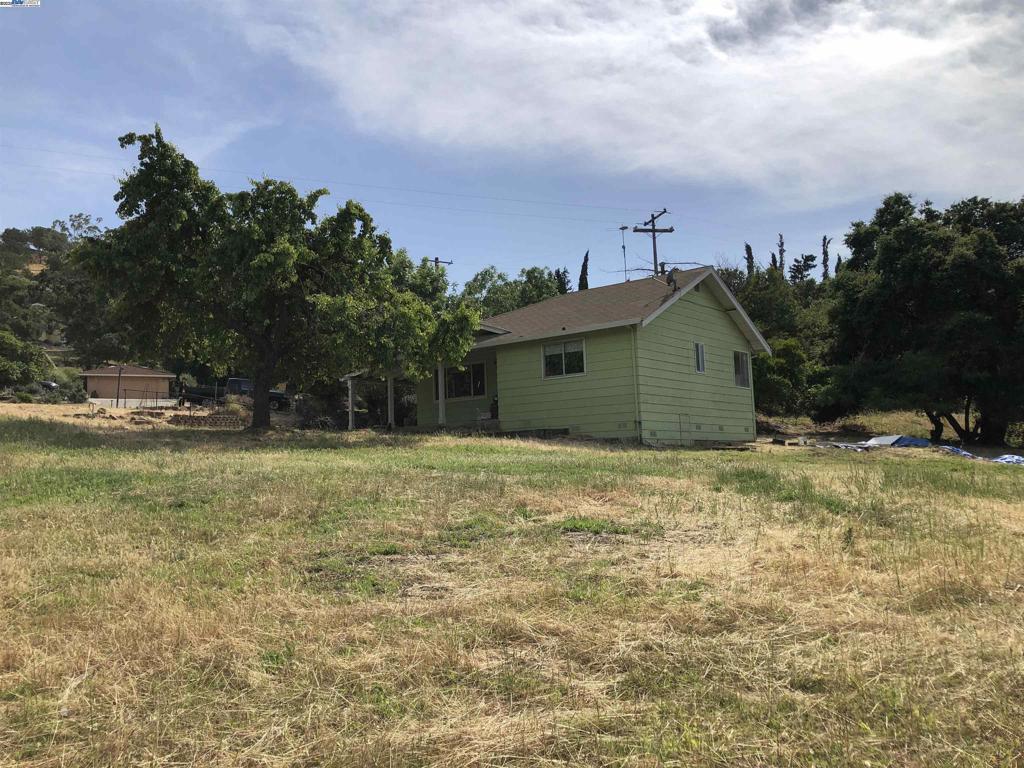 Properties 2 419 Las Lomas Way