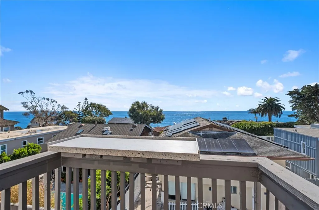 Laguna Beach, California 92651, United States, 2 Bedrooms Bedrooms, ,2 BathroomsBathrooms,Residential,Active,229342