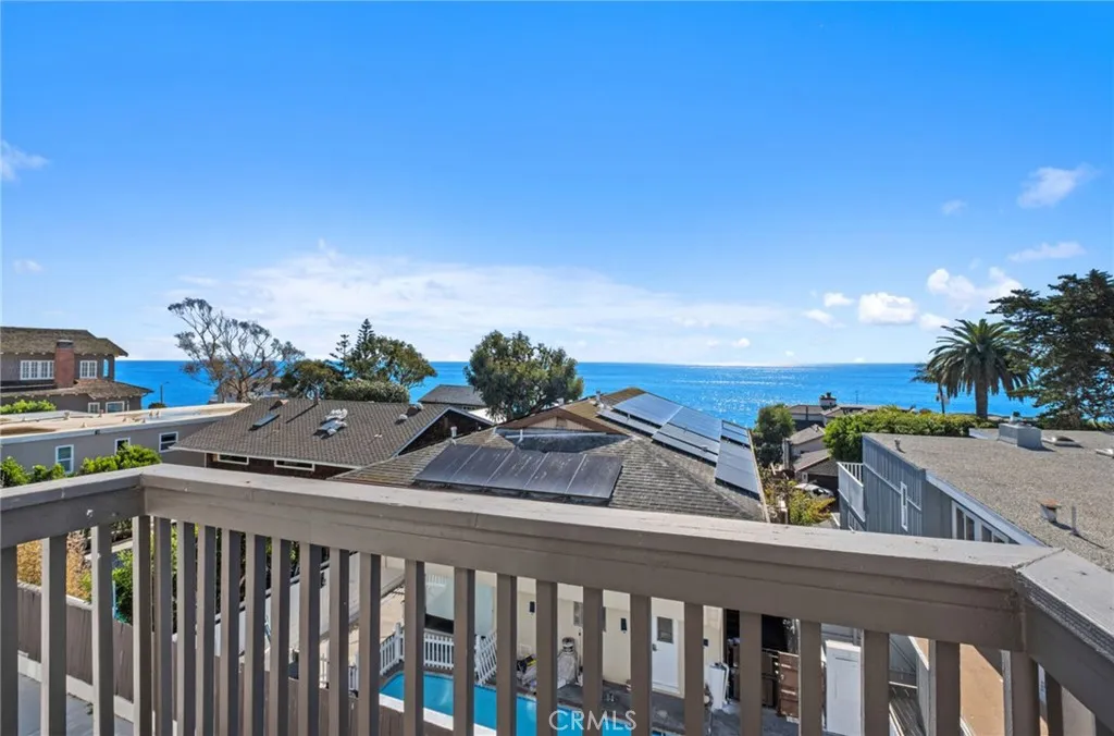 Laguna Beach, California 92651, United States, 2 Bedrooms Bedrooms, ,2 BathroomsBathrooms,Residential,Active,229342
