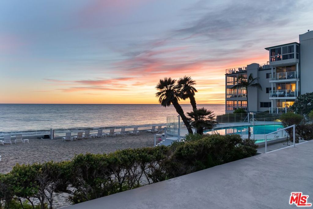 22548 Pacific Coast Highway 101, Malibu CA 90265