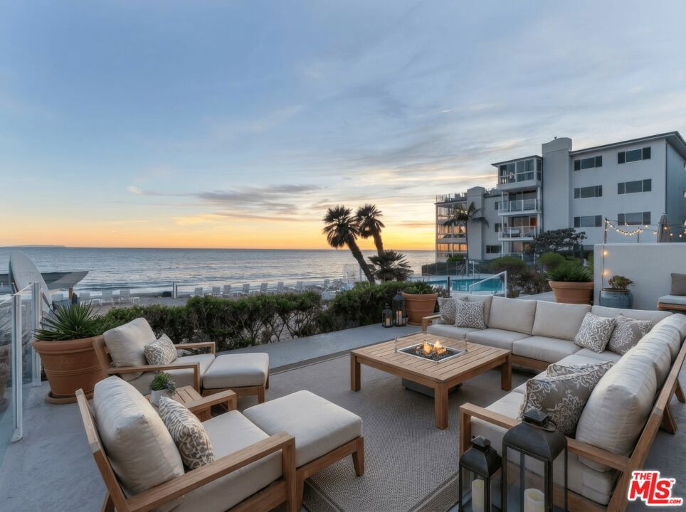 22548 Pacific Coast Highway 101