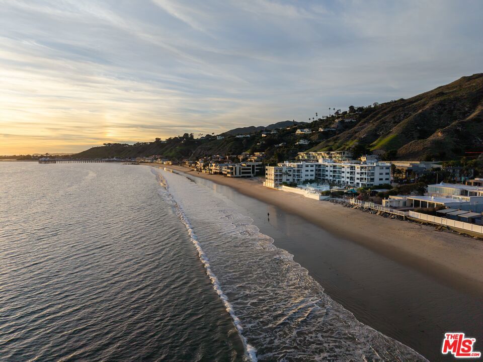 22548 Pacific Coast Highway