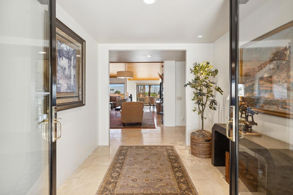 73231 Mariposa Drive