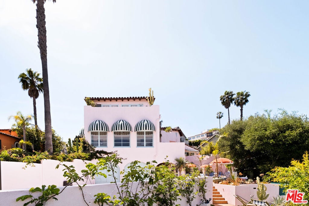 3700 Lowry Road, Los Angeles CA 90027