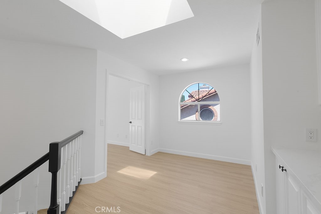 Executive I/Rancho Conejo (390) - Residential Lease