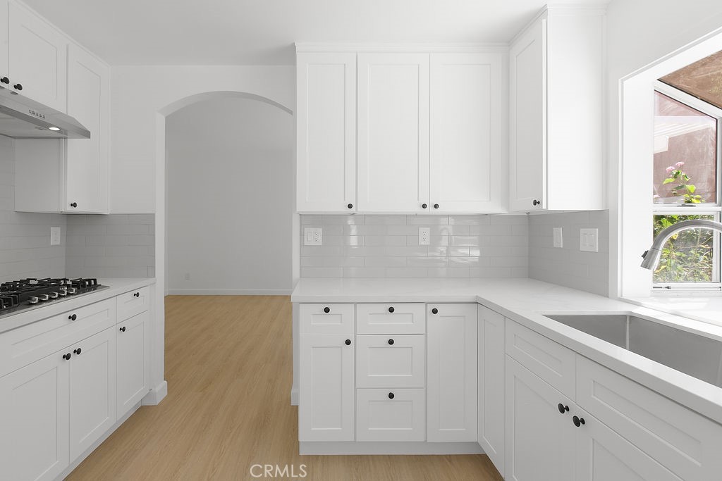 Executive I/Rancho Conejo (390) - Residential Lease