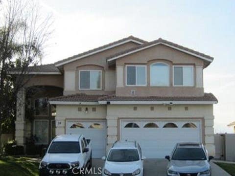 Photo of 34 Corte Rivera, Lake Elsinore, CA 92532 (MLS # IV26177300)