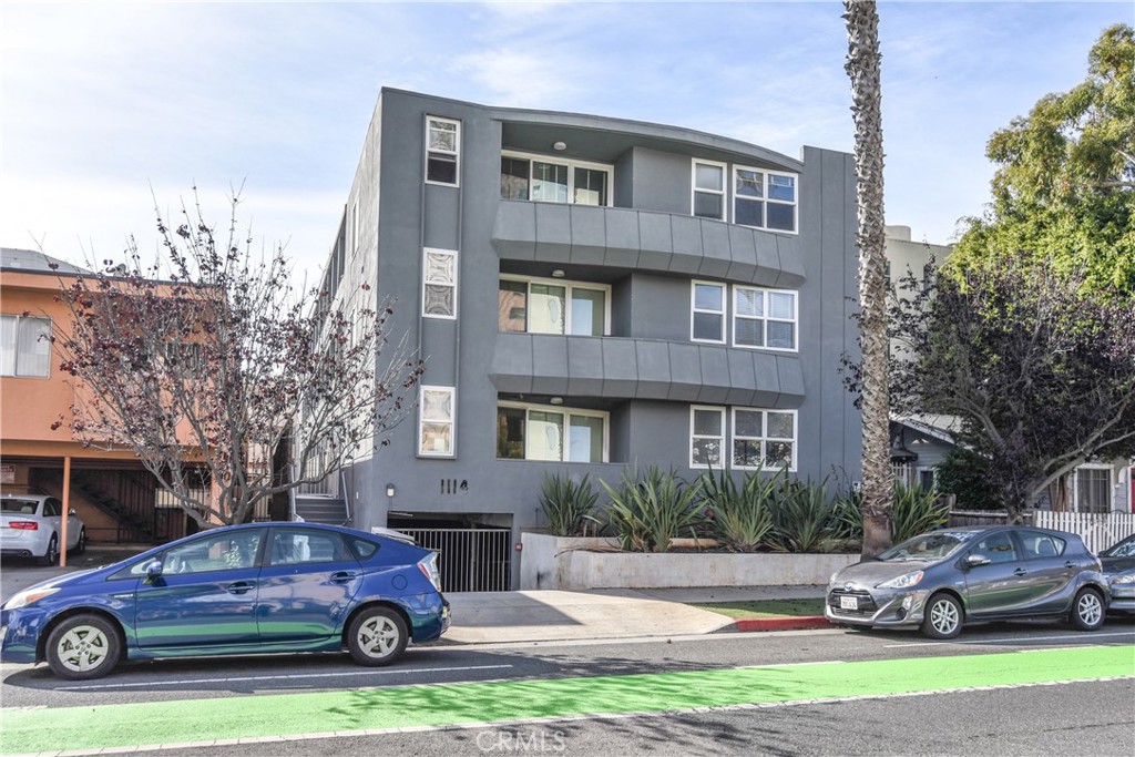 MOVE IN SPECIAL ~ 2 FREE weeks in Third (3rd) Month rent with approved application on qualified credit. Large modern apartment, located in a prime area of Santa Monica, just 6 blocks from the ocean. This bright 2 bedroom, features recessed lighting over beautiful tile floors, wall AC, stainless steel appliances, front balcony, washer/dryer hook ups, plenty of natural lighting, storage & primary suite. The building is a quiet & gated 3-story over subterranean parking, which includes 1 parking spaces + 1 city parking permit qualify. Located in prized Santa Monica Malibu School District. Priced unfurnished, can come furnished & short term. Ask agent for more details & available units!