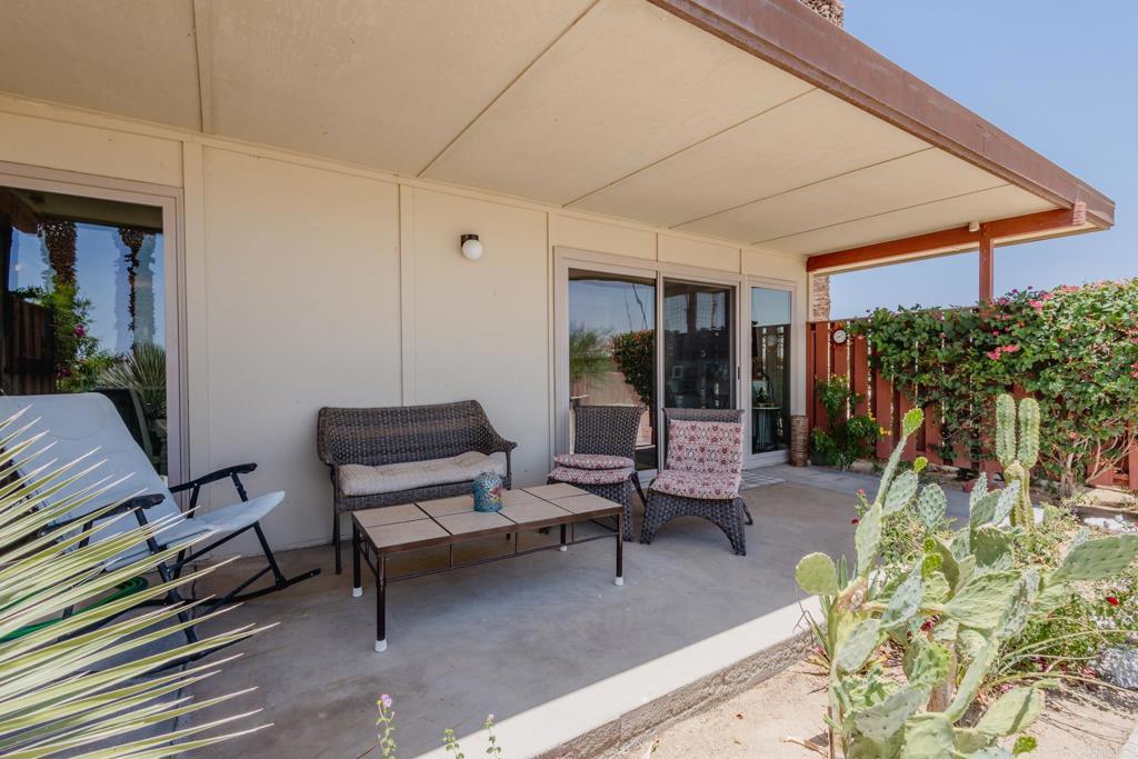 3196 Club Circle E E #8