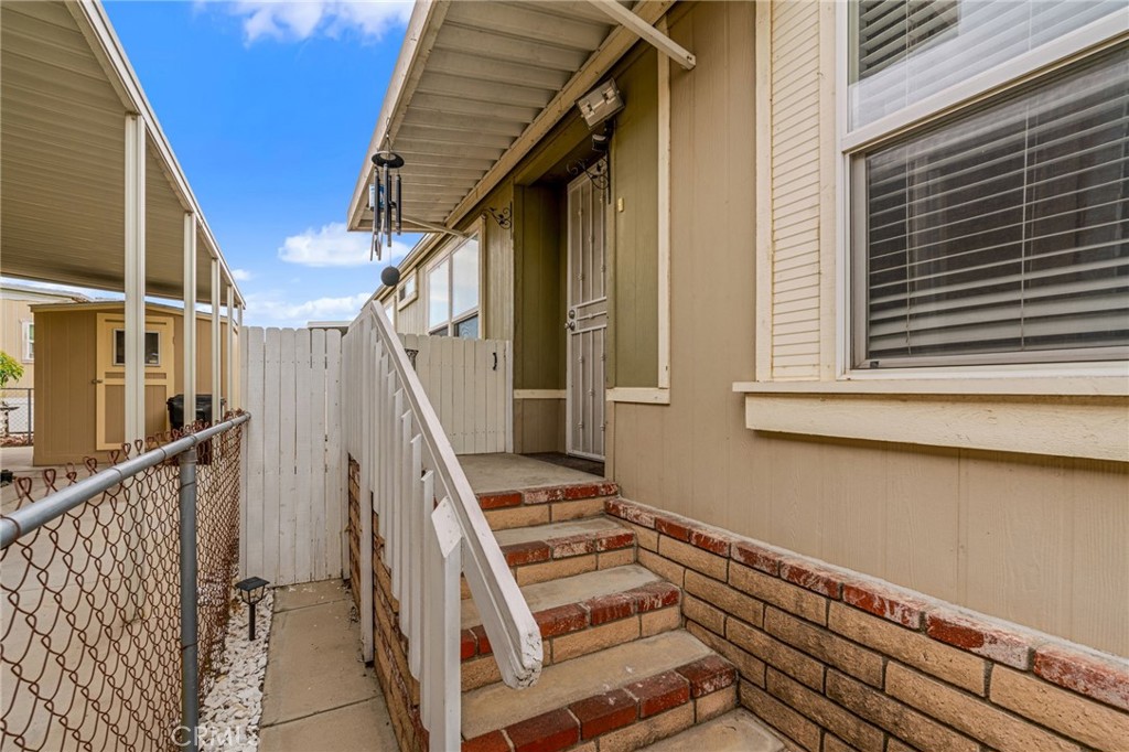 16860 Slover 54