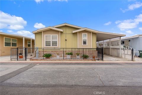Photo of 16860 Slover Ave, Fontana, CA 92337 (MLS # SW26073951)