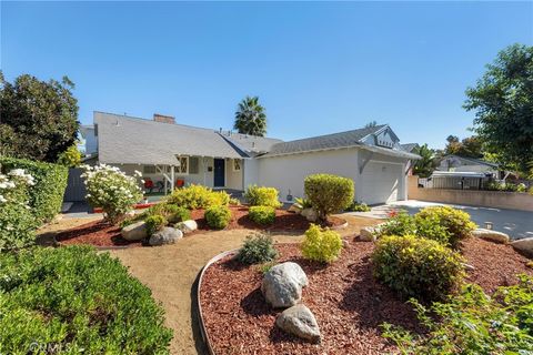 Photo of 8356 Vanalden, Northridge, CA 91324 (MLS # SR25259165)