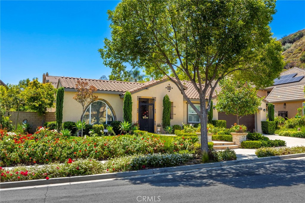1254 Duxbury Circle