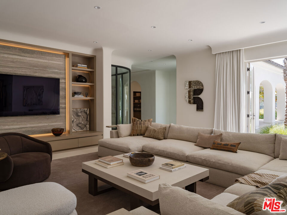 Brentwood Country Estates - Residential