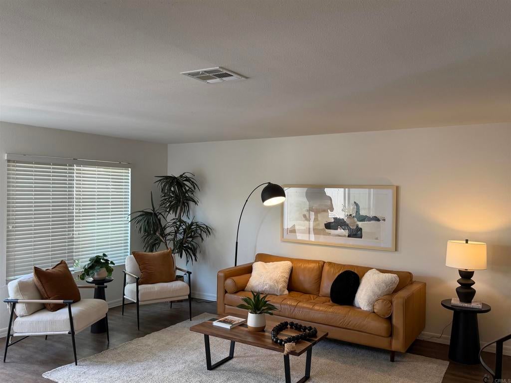 8012 Camino Huerta