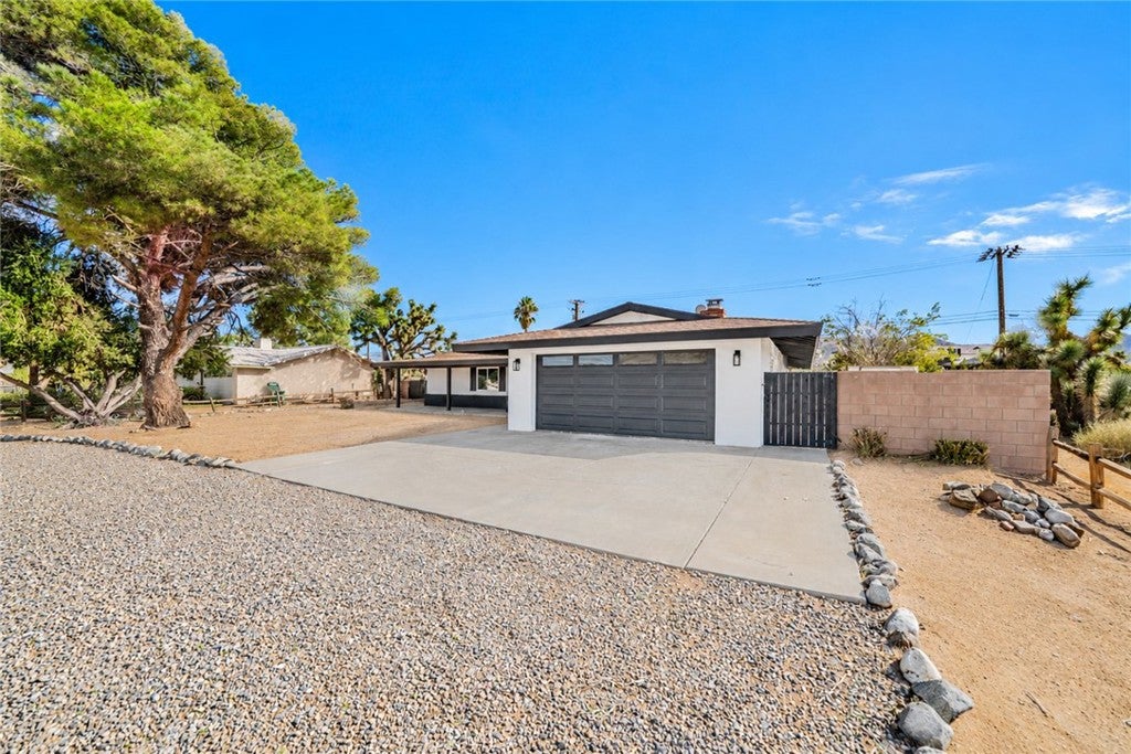 57795 El Dorado Drive
