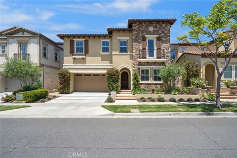 18 Goldenrod Lake Forest CA 92630