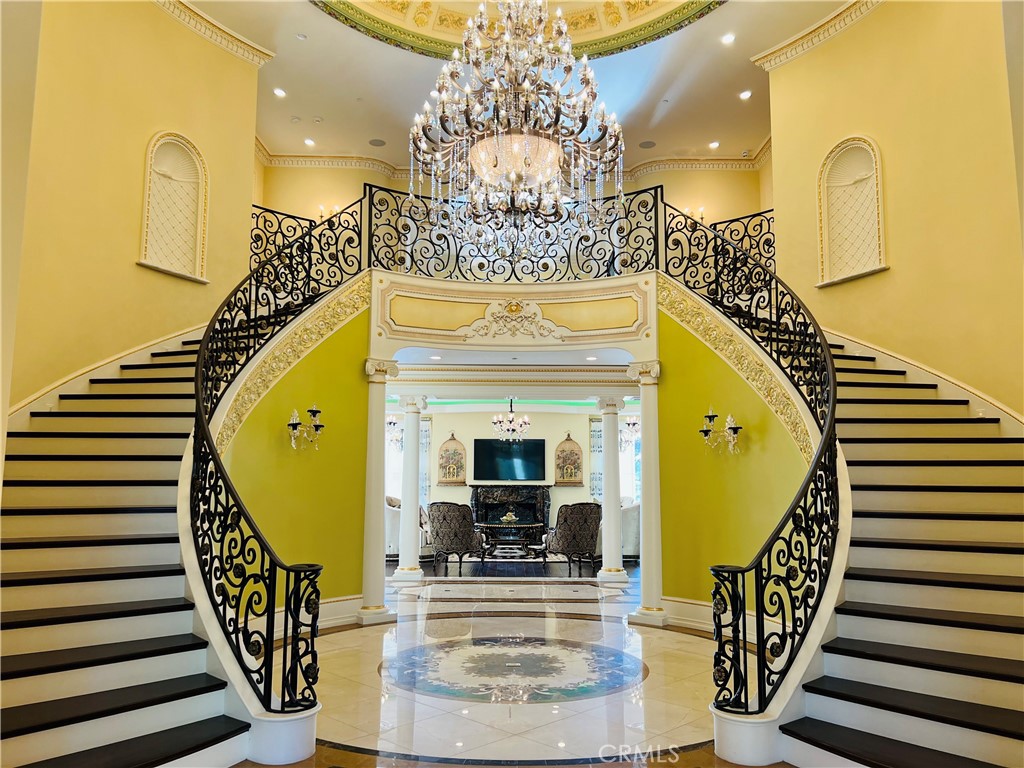165 Circle Drive