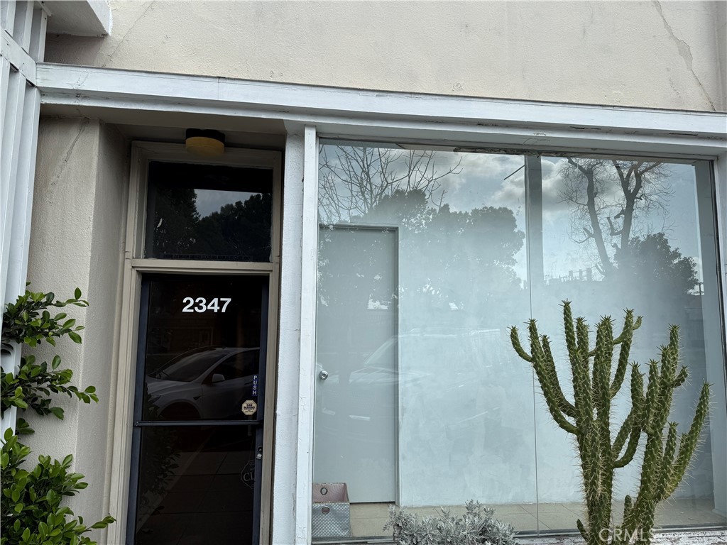 2347 Huntington Drive